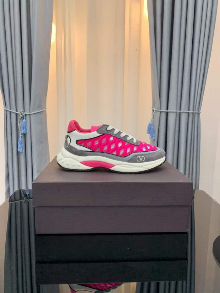 Women Men V*alentino Sneakers ( Arrenfashion)
