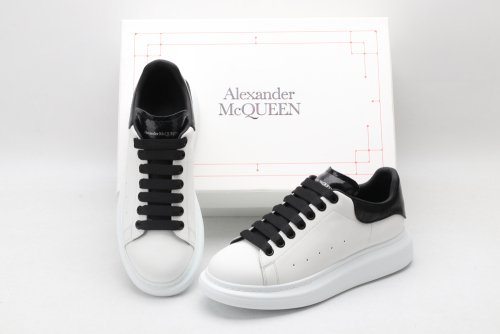  Arrenfashion A*exander M*queen Sneaker