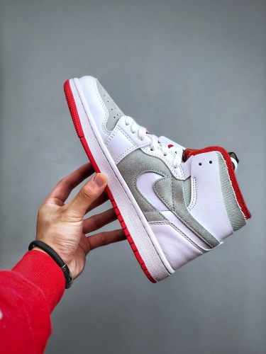 Air Jordan 1 High AJ1 ( Arrenfashion)