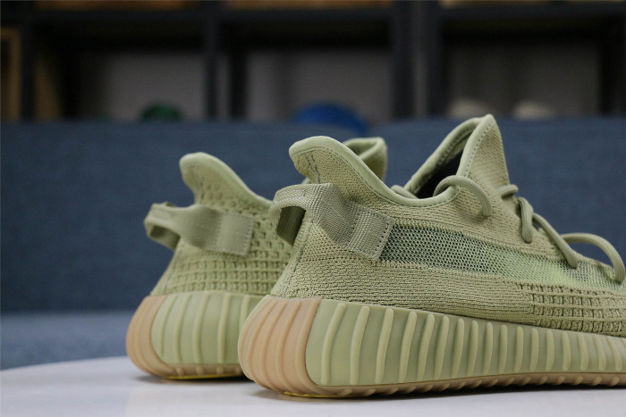  Arrenfashion  Arrenfashion Yeezy Boost 350 V2 Sulfur