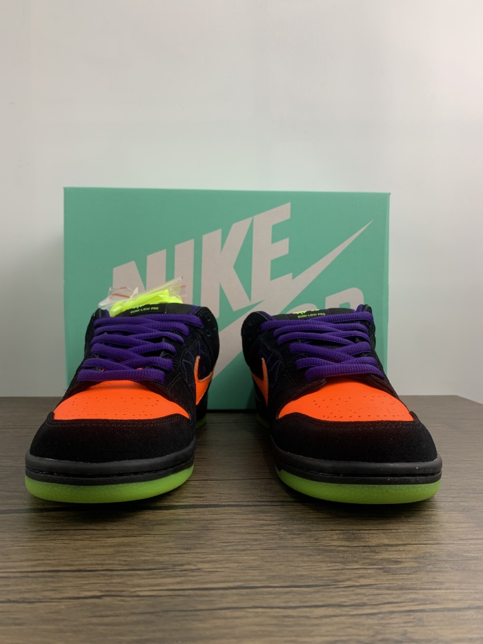 from Arrenfashion Nike SB Dunk Low “Night of Mischief” BQ6817-006