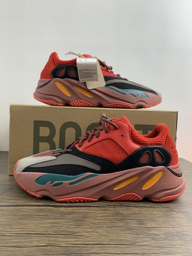  Arrenfashion  Arrenfashion Yeezy 700 Boost Hi-Res Red HQ6979