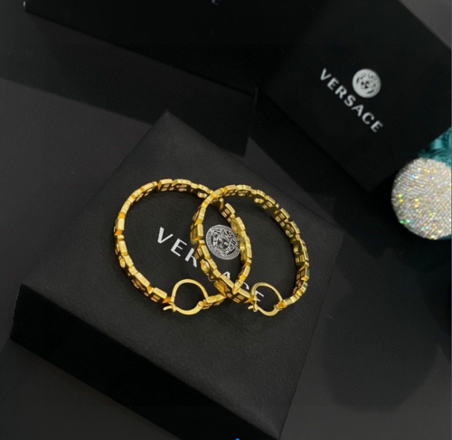  Arrenfashion Earrings