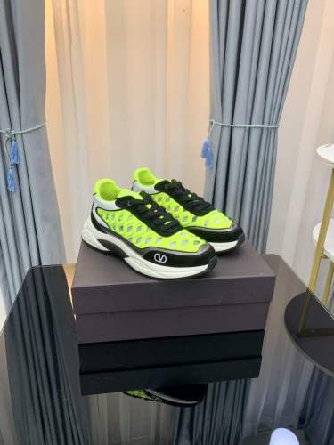 Women Men V*alentino Sneakers ( Arrenfashion)