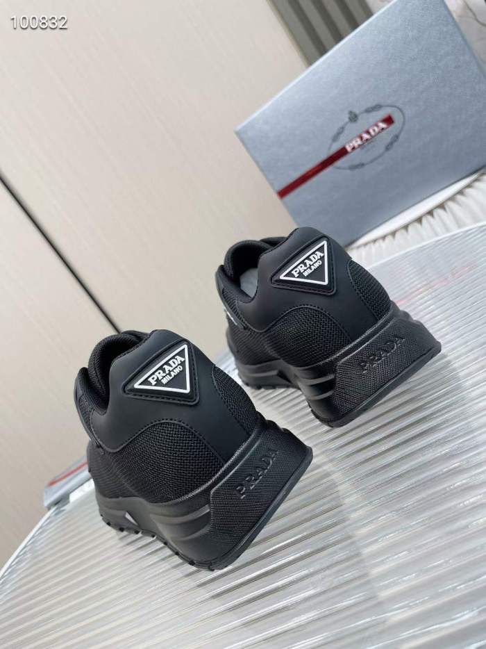 Men P*rada Top Sneaker （ Arrenfashion ）