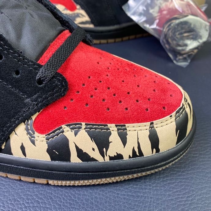  Arrenfashion SoleFly x Air Jordan 1 Low “Carnivore”