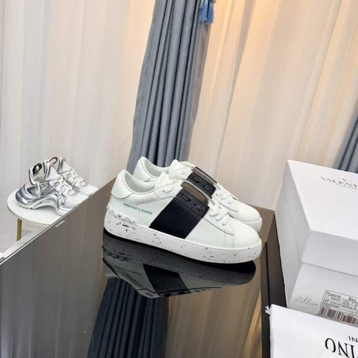 Women Men V*alentino Sneakers ( Arrenfashion)