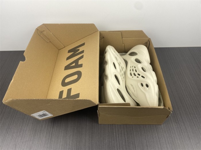  Arrenfashion  Arrenfashion Yeezy Foam Runner Sand FY4567