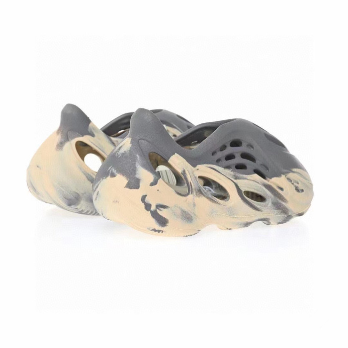  Arrenfashion  Arrenfashion Kids Yeezy Foam Runner GX8506