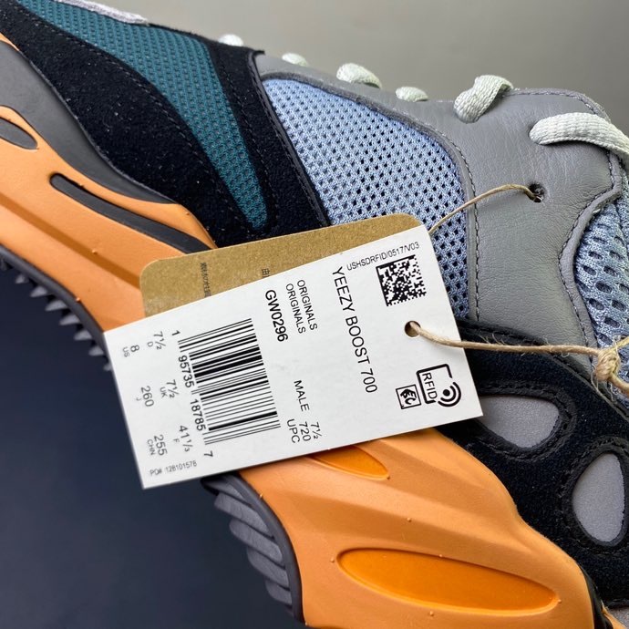  Arrenfashion  Arrenfashion Yeezy Boost 700 GW0296