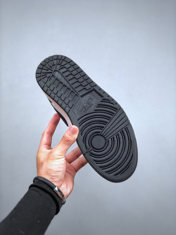Nike Air Jordan 1 low AJ1 ( Arrenfashion)