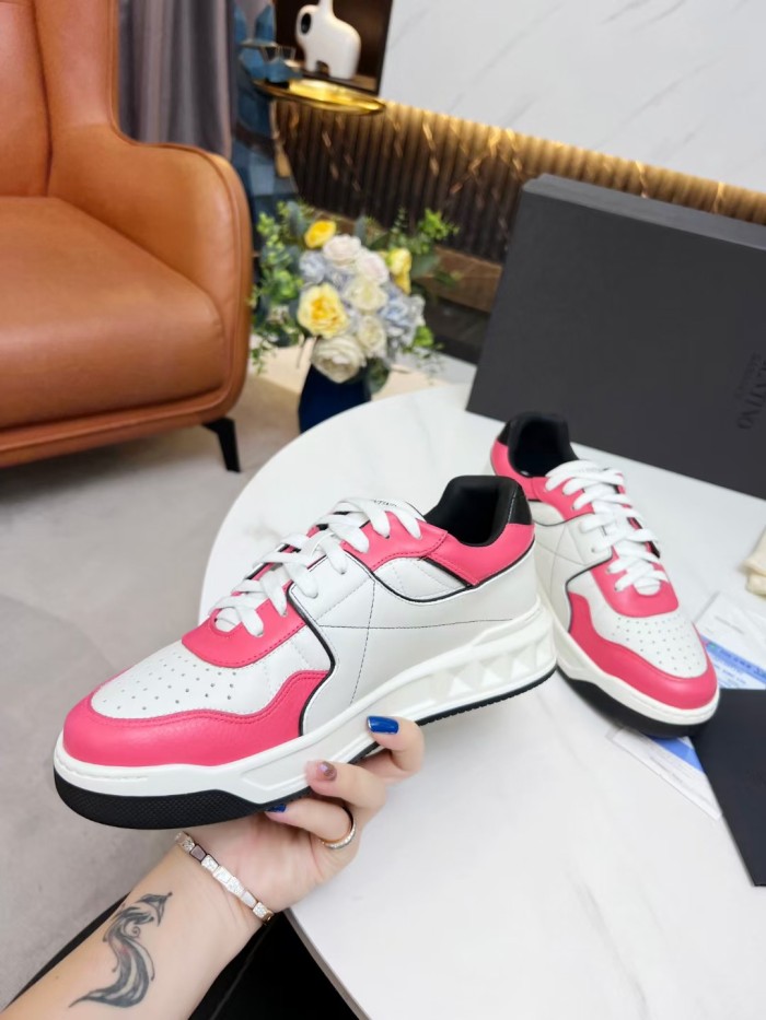  Arrenfashion Women Men V*alentino Sneakers ( Arrenfashion)