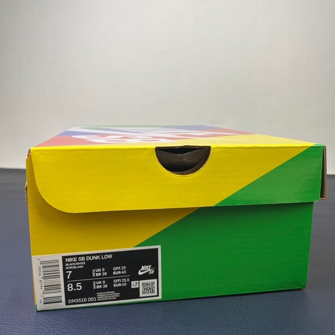  from Arrenfashion Nike Dunk SB Low Zebra DM3510-001