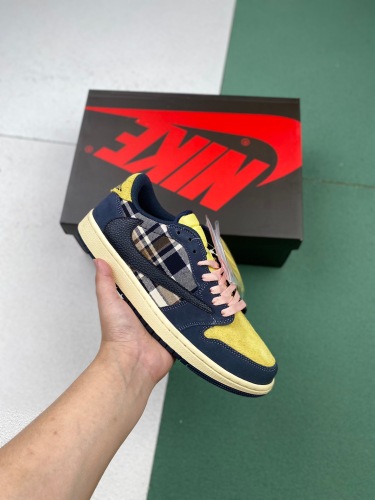  Arrenfashion Travis Scott x Air Jordan 1 Low Reverse Mocha