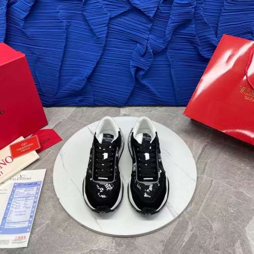 Women Men V*alentino Sneakers ( Arrenfashion)