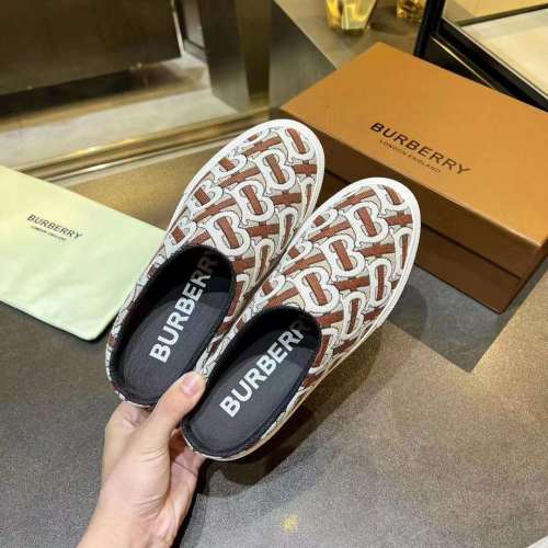Men Women B*rberry Sneaker （Arrenfashion）