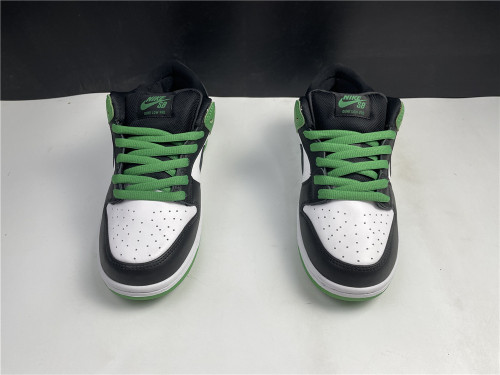  from Arrenfashion Nike SB Dunk Low “Classic Green” BQ6817-30