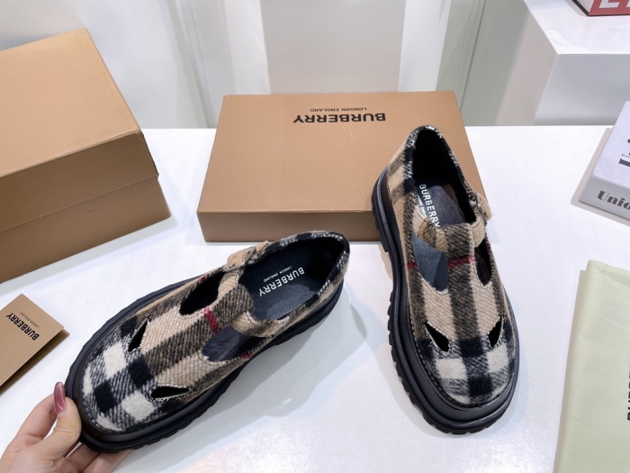  Arrenfashion Women B*urberry Top Sneaker