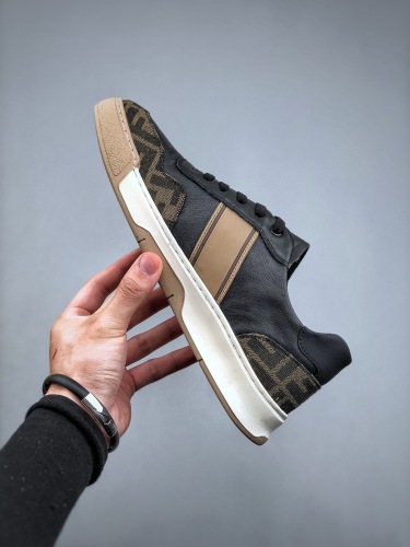 Men F*endi Top Sneaker （ Arrenfashion ）