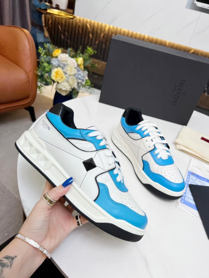  Arrenfashion Women Men V*alentino Sneakers ( Arrenfashion)