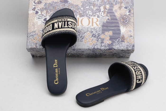  Arrenfashion Women D*or Sandals