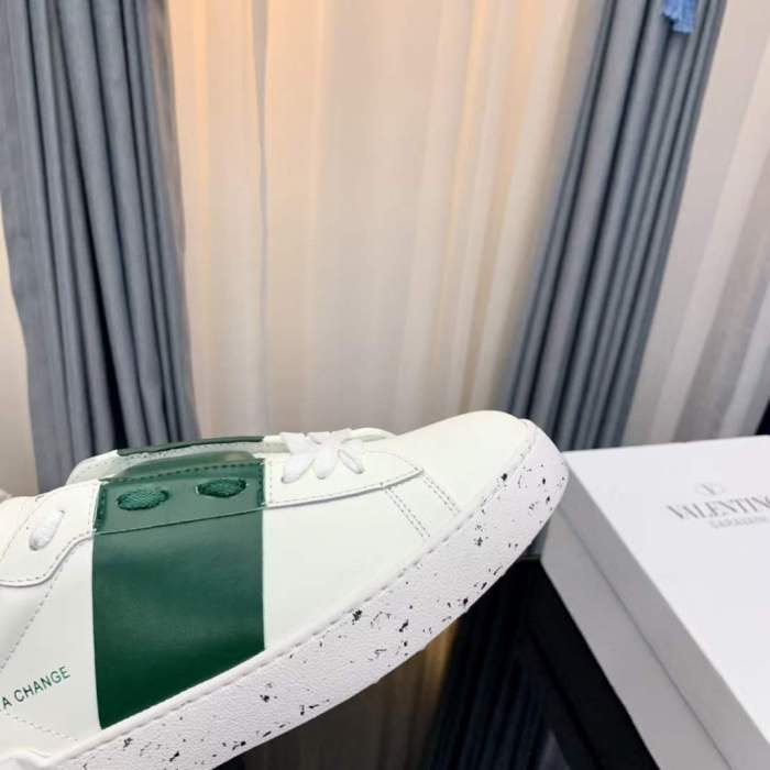 Women Men V*alentino Sneakers ( Arrenfashion)