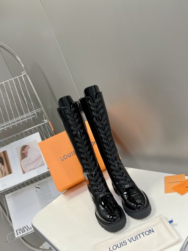 Women L*ouis V*uitton Top Boots ( Arrenfashion)
