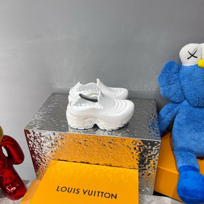 Women L*ouis V*uitton Top Sneaker (arrenfashion)