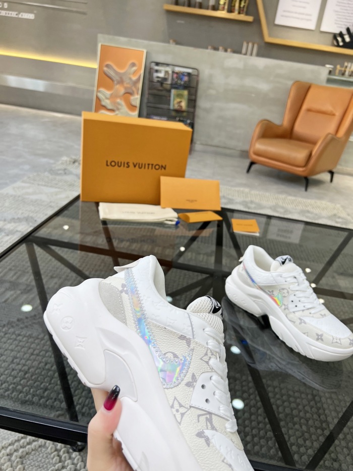 Men L*ouis V*uitton x NIKE Sneakers ( arrenfashion)