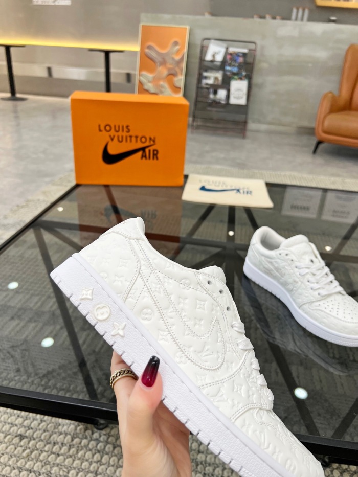 Copy Men L*ouis V*uitton x NIKE Sneakers ( arrenfashion)
