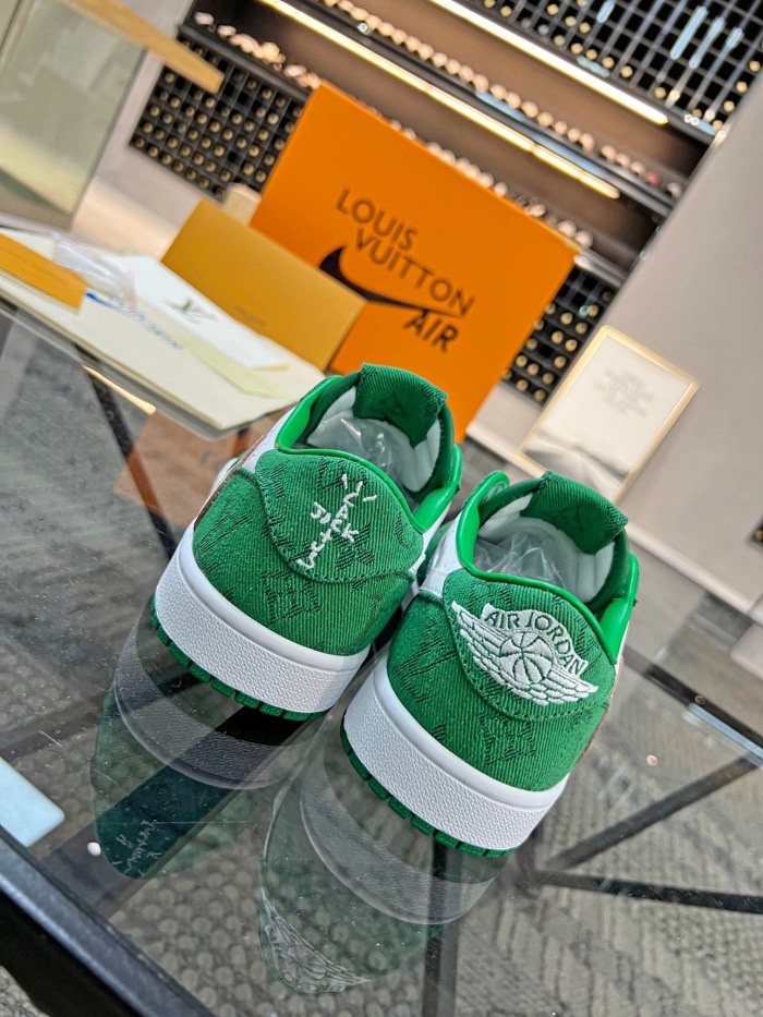 Men L*ouis V*uitton x NIKE Sneakers ( arrenfashion)