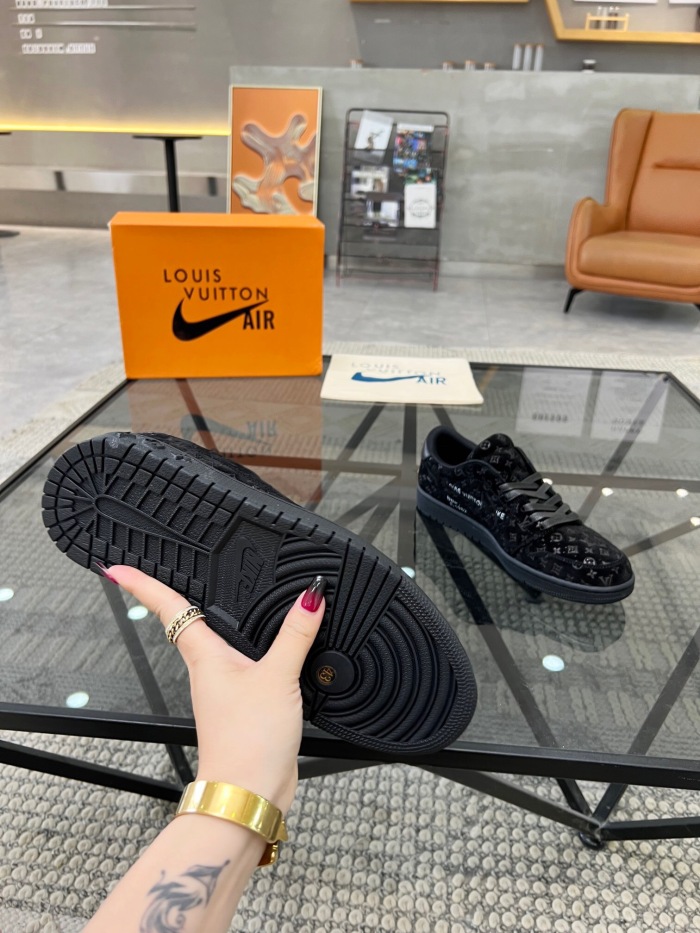 Men L*ouis V*uitton x NIKE Sneakers ( arrenfashion)