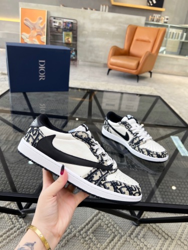 Free shipping arrenfashion Men D*ior Top Sneakers