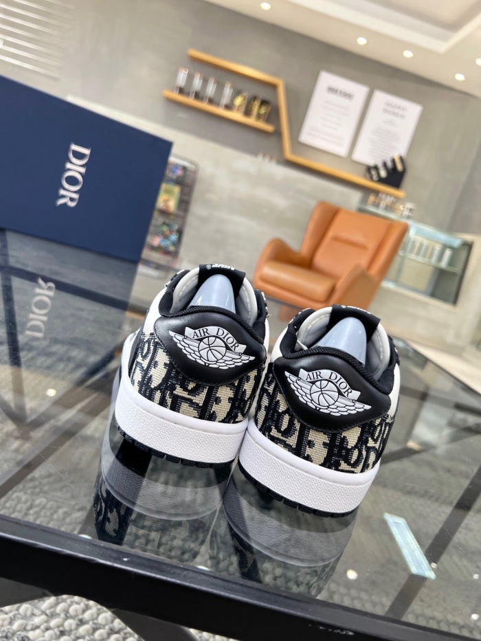 Free shipping arrenfashion Men D*ior Top Sneakers