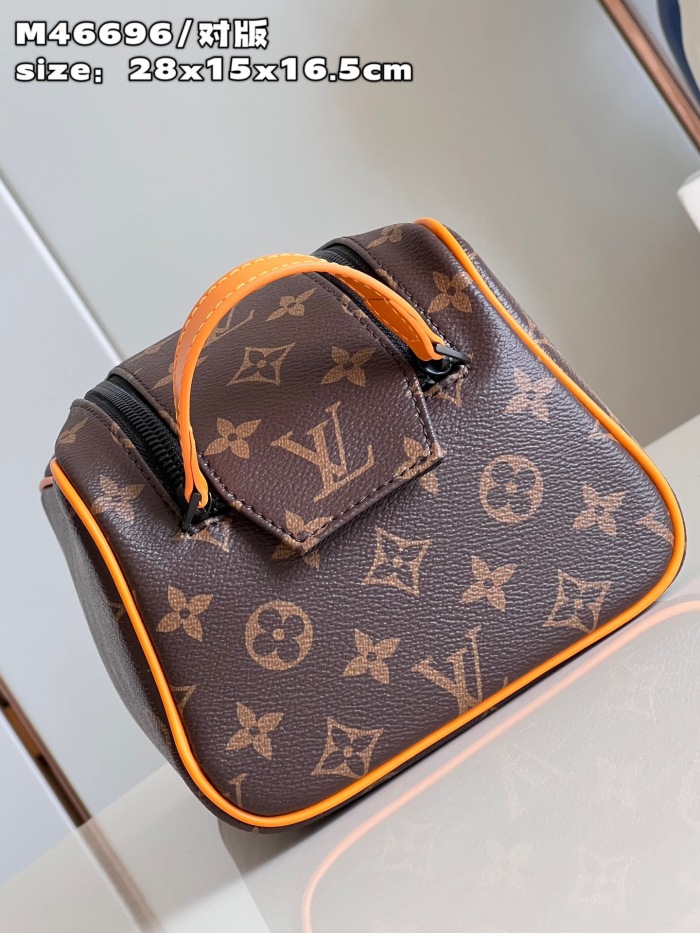 L*ouis V*uitton Top Bag (arrenfashion)