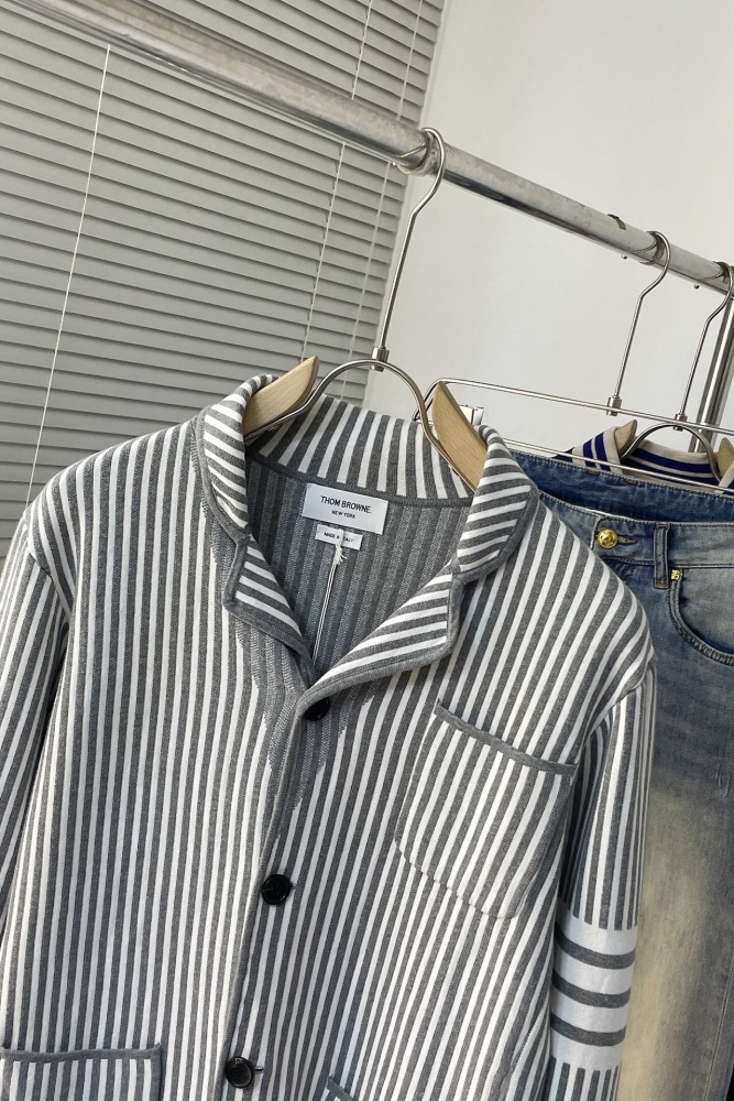 Free shipping Arrenfashion Men Jacket/Sweater Top Quality