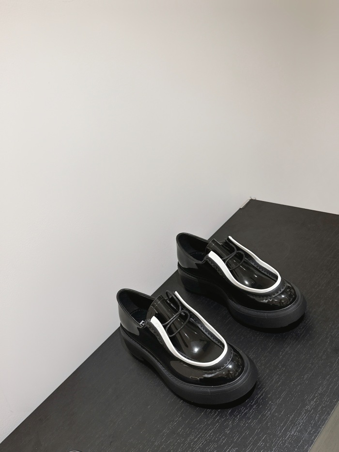 Women P*rada Top Sneaker Arrenfashion