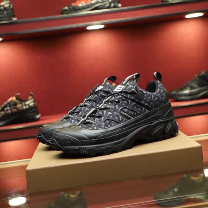 Men B*urberry Top Sneaker arrenfashion