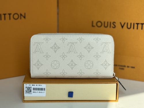 L*ouis V*uitton Top Bag (Trusted seller)