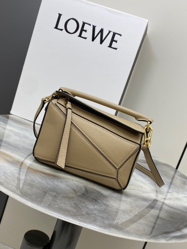 Free shipping Trusted seller L*oewe Bag 9016 Top Quality