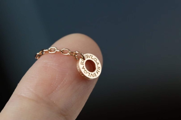 Free shipping Trusted seller Necklace