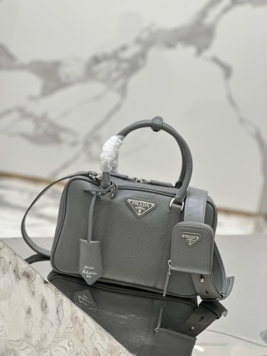 Free shipping Trusted seller P*rada Bag Top Quality