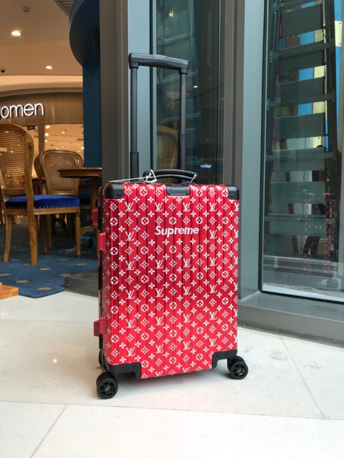 L*V S*upreme r*imowa Luggage (Trusted seller)