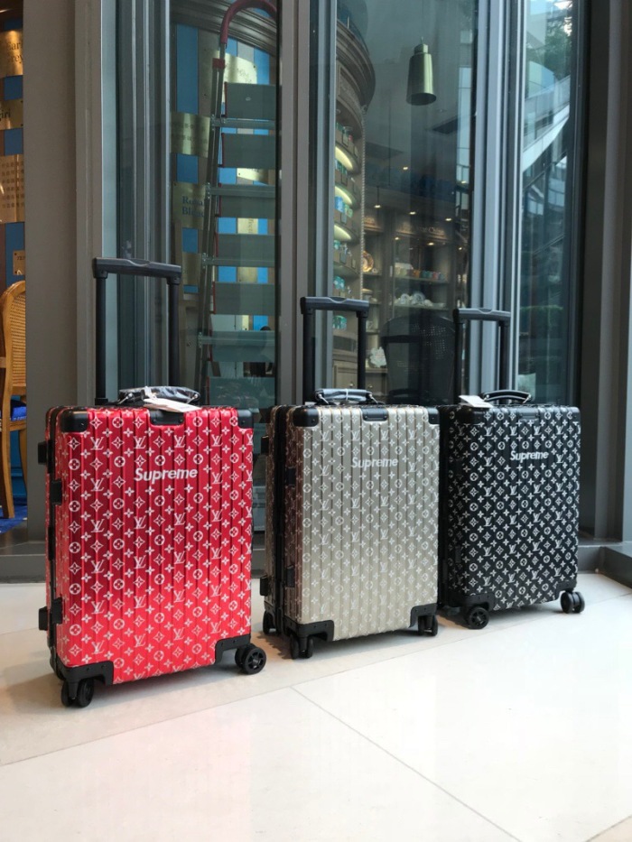 L*V S*upreme r*imowa Luggage (Trusted seller)