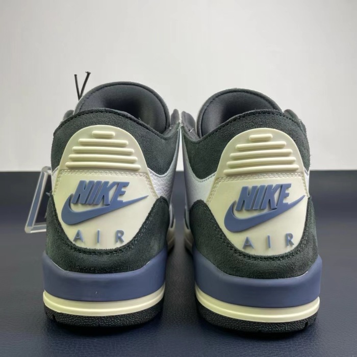 NIKE Air Jordan 3    (arrenfashion)