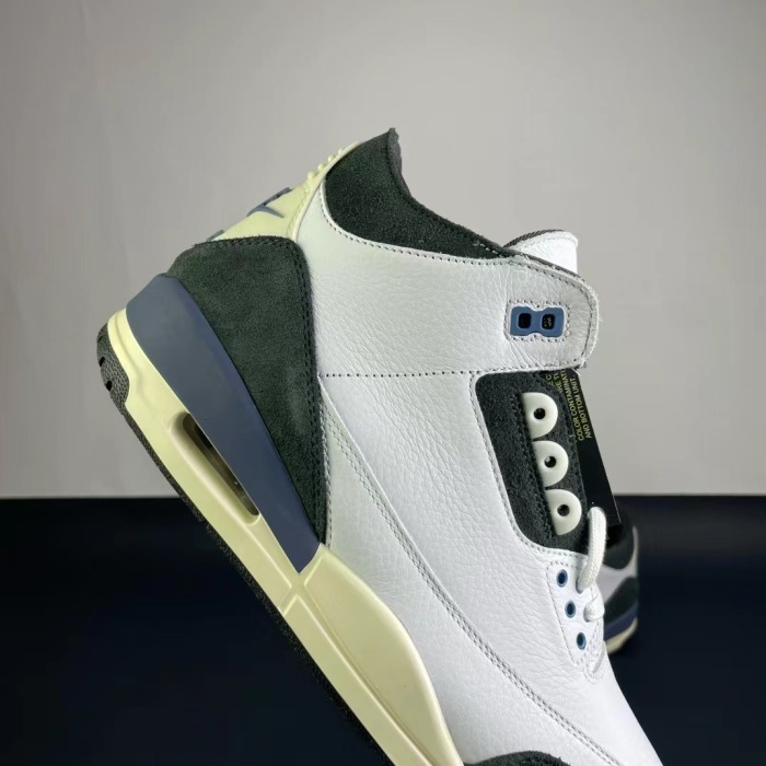 NIKE Air Jordan 3    (arrenfashion)
