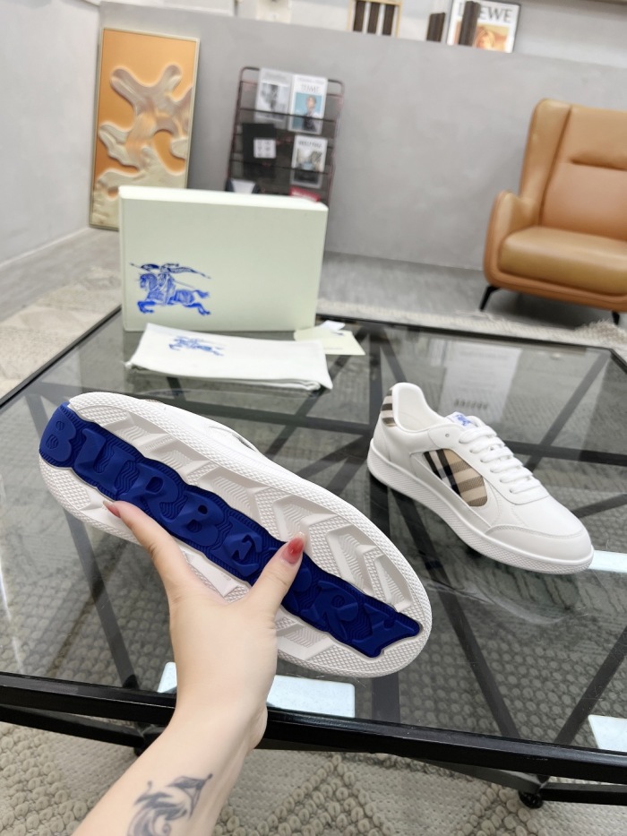 Men  B*rberry Sneaker  （arrenfashion）