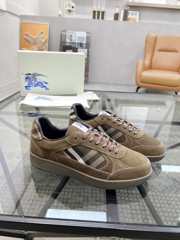 Men  B*rberry Sneaker  （arrenfashion）