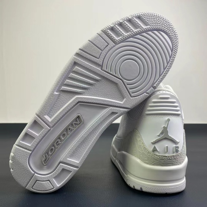 NIKE Air Jordan 3    (arrenfashion)