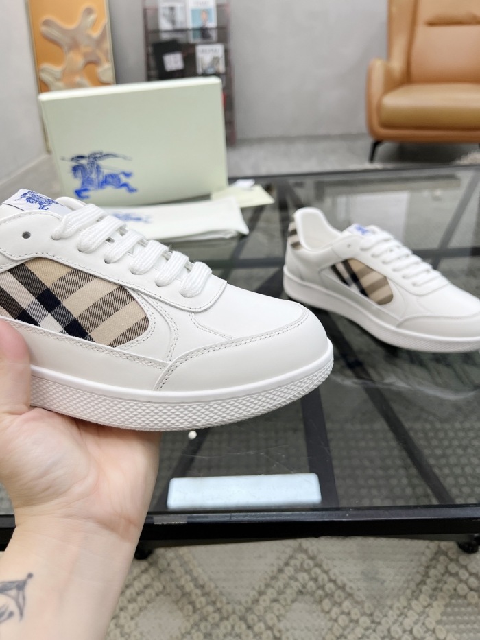 Men  B*rberry Sneaker  （arrenfashion）